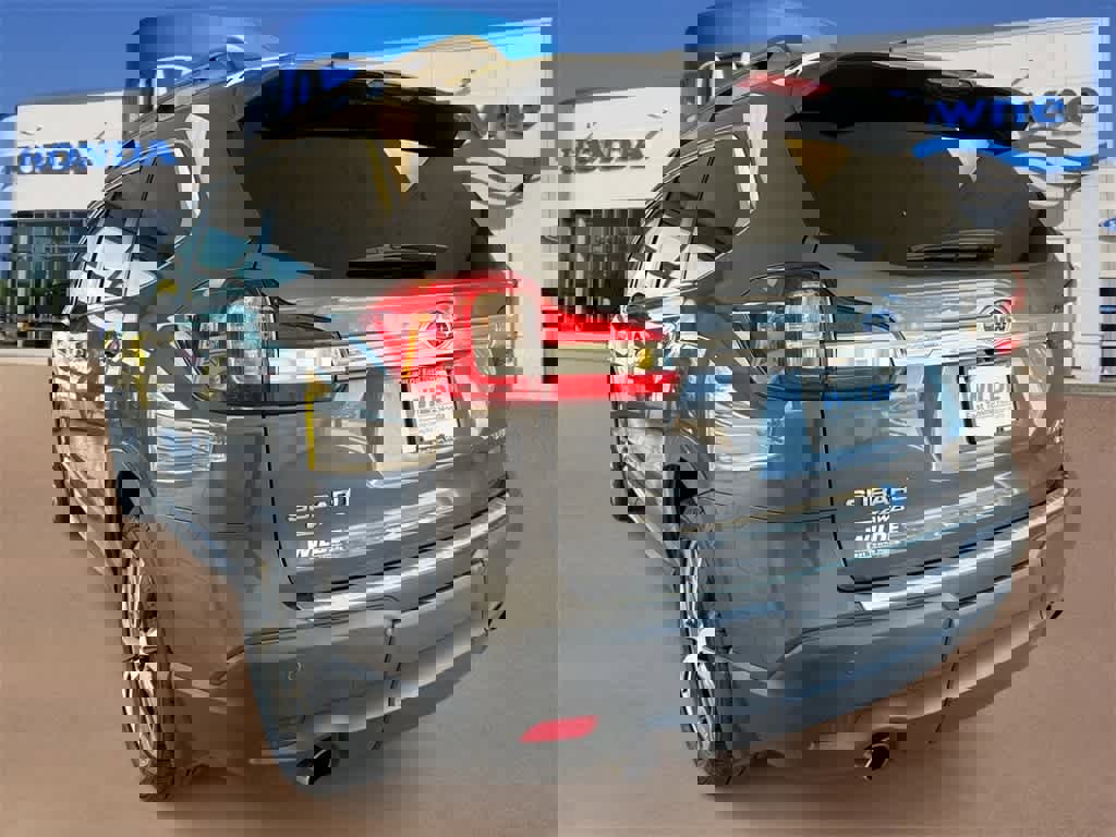 Used 2019 Subaru Ascent Limited image 6