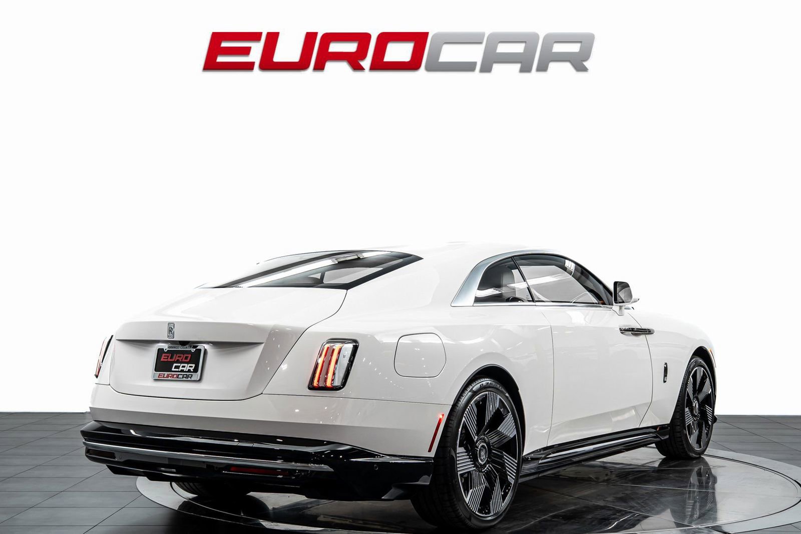 Used 2026 Rolls-Royce Spectre image 5