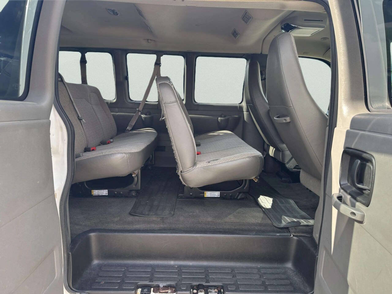 Used 2014 Chevrolet Express 3500 LT w/ LT Preferred Equipment Group RWD image 14