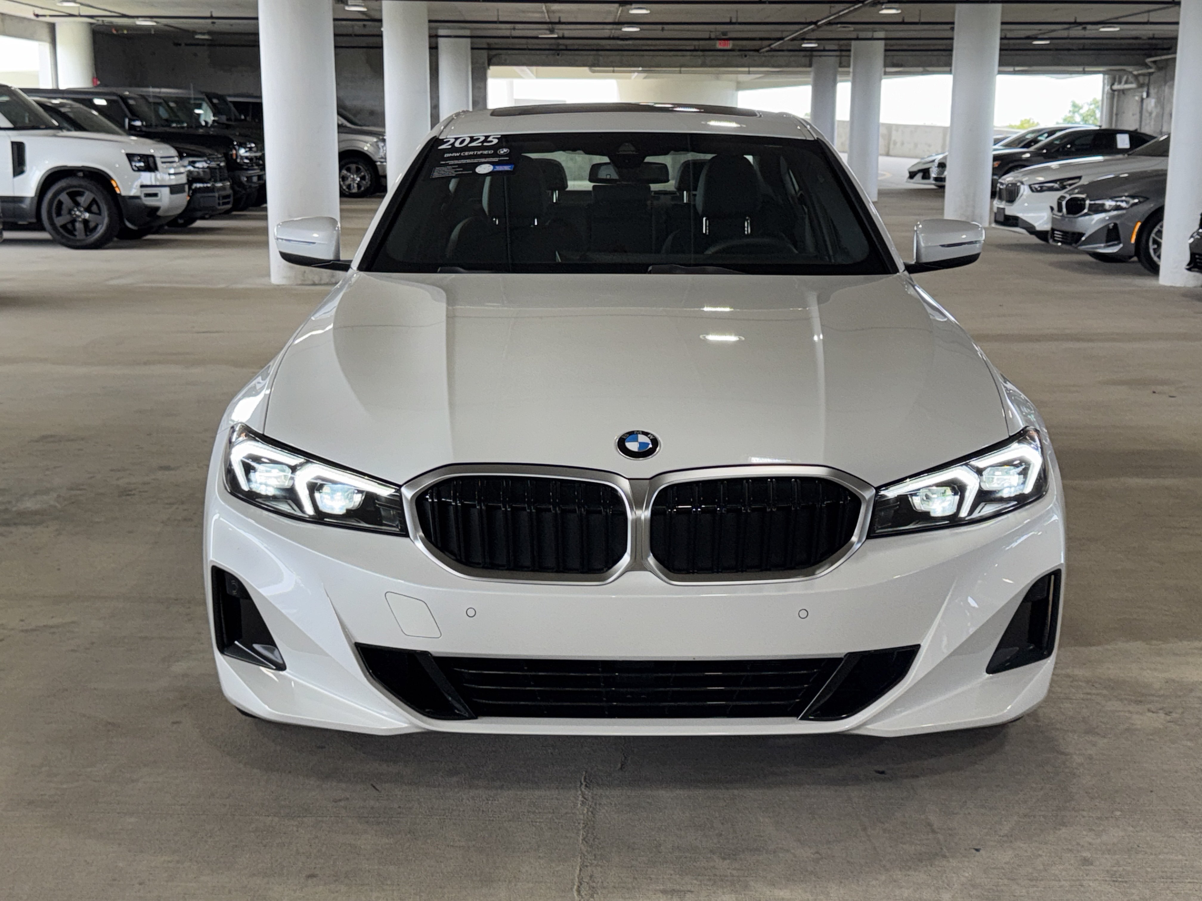 Used 2025 BMW 330i Sedan w/ Convenience Package RWD image 3
