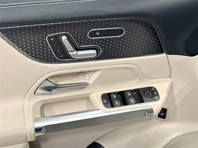Certified 2024 Mercedes-Benz GLB 250 4MATIC image 18