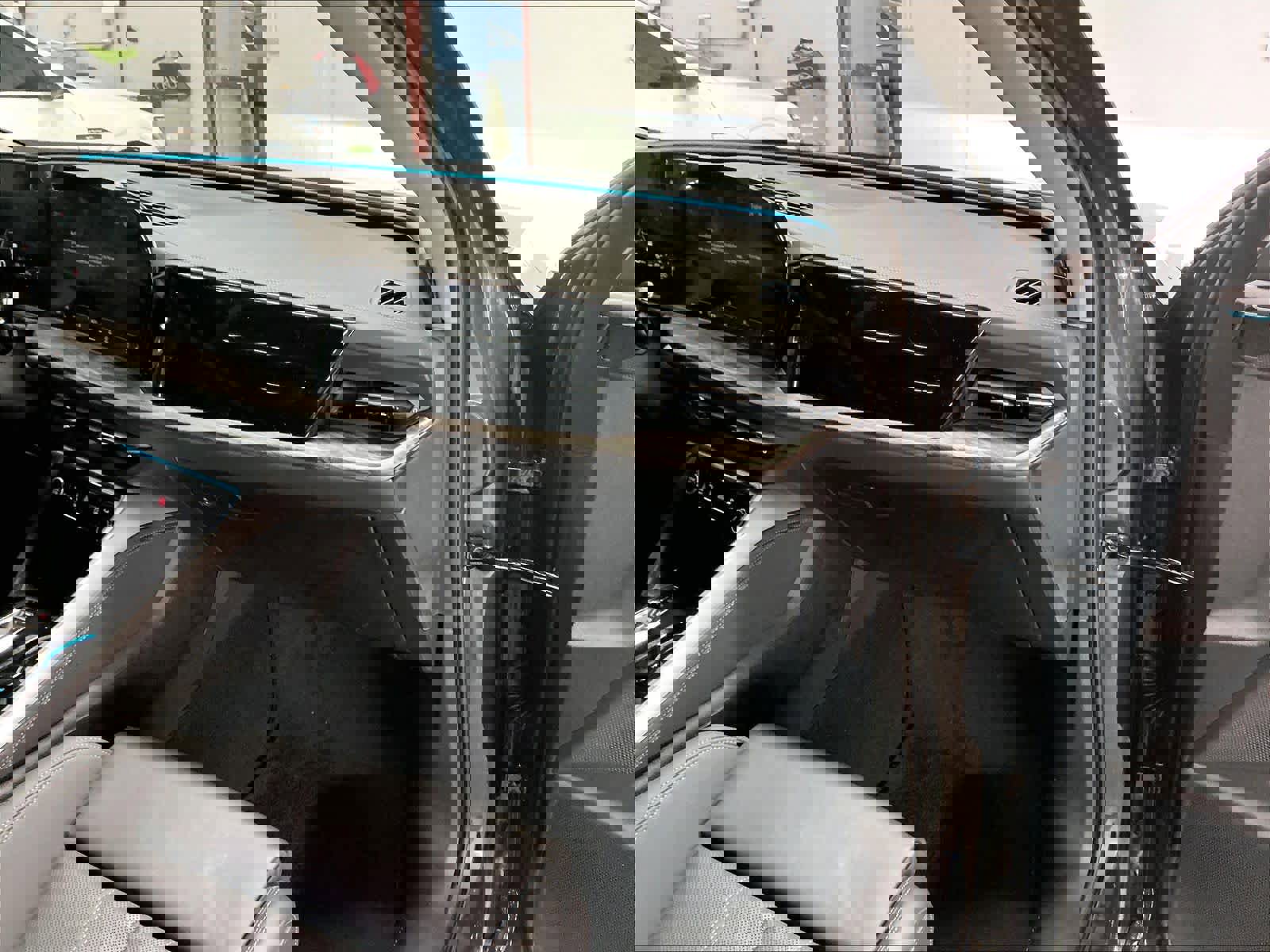 Used 2025 Audi Q5 Premium Plus w/ Premium Plus image 18