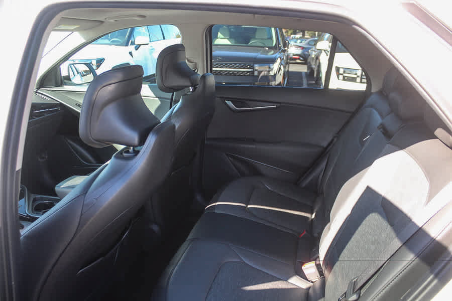 Used 2024 Kia Niro Wave w/ Wave Preserve Package FWD image 23