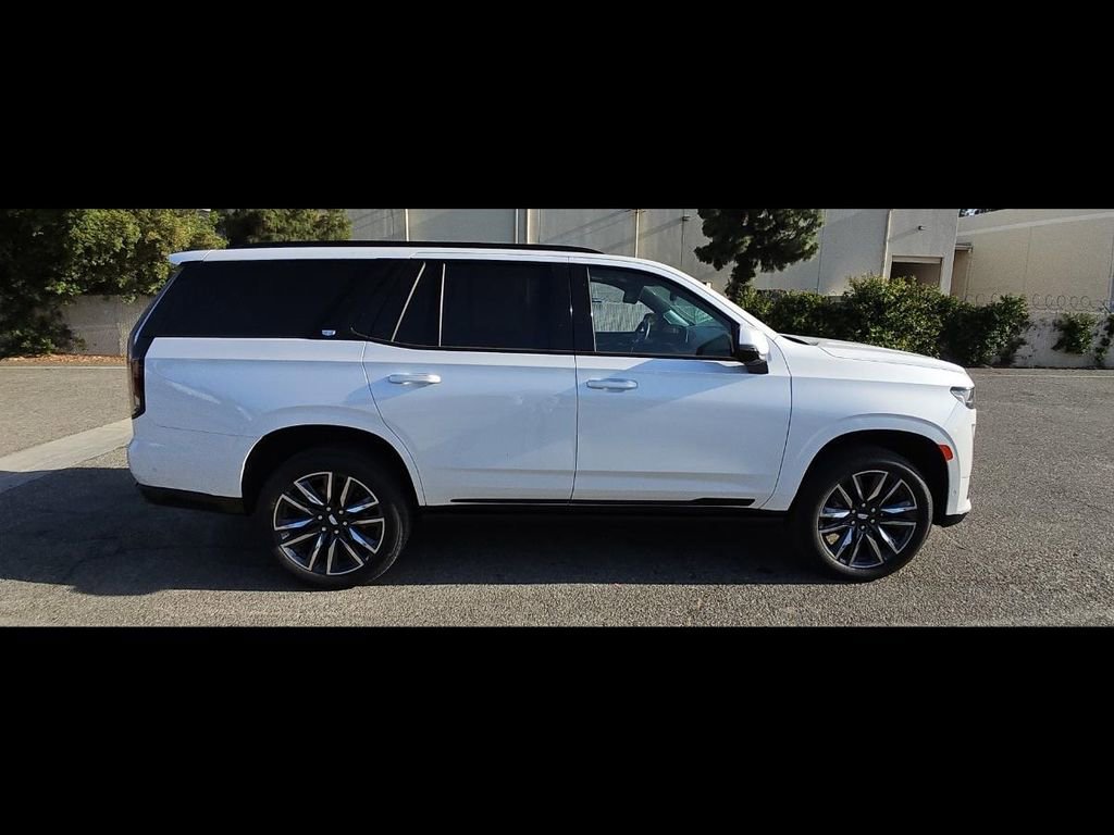 Used 2023 Cadillac Escalade Sport Platinum w/ Heavy-Duty Trailer Package AWD/4WD image 9