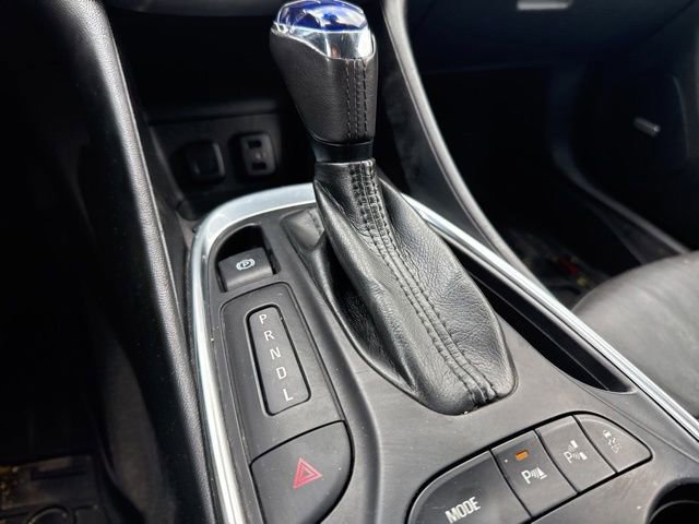 Used 2017 Chevrolet Volt Premier w/ Driver Confidence II Package FWD image 29