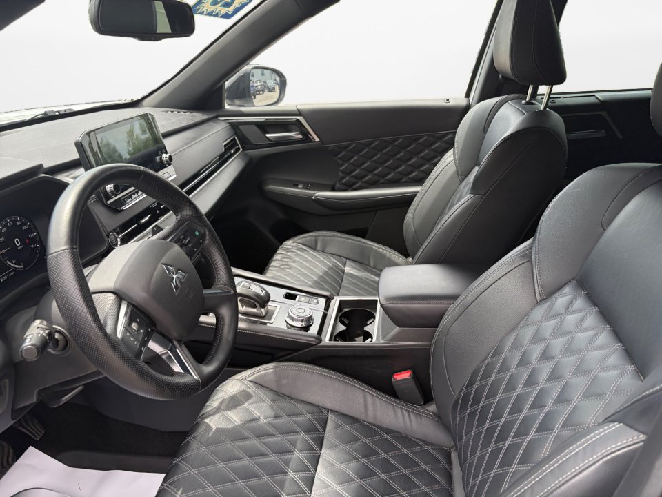 Used 2023 Mitsubishi Outlander SEL AWD/4WD image 11