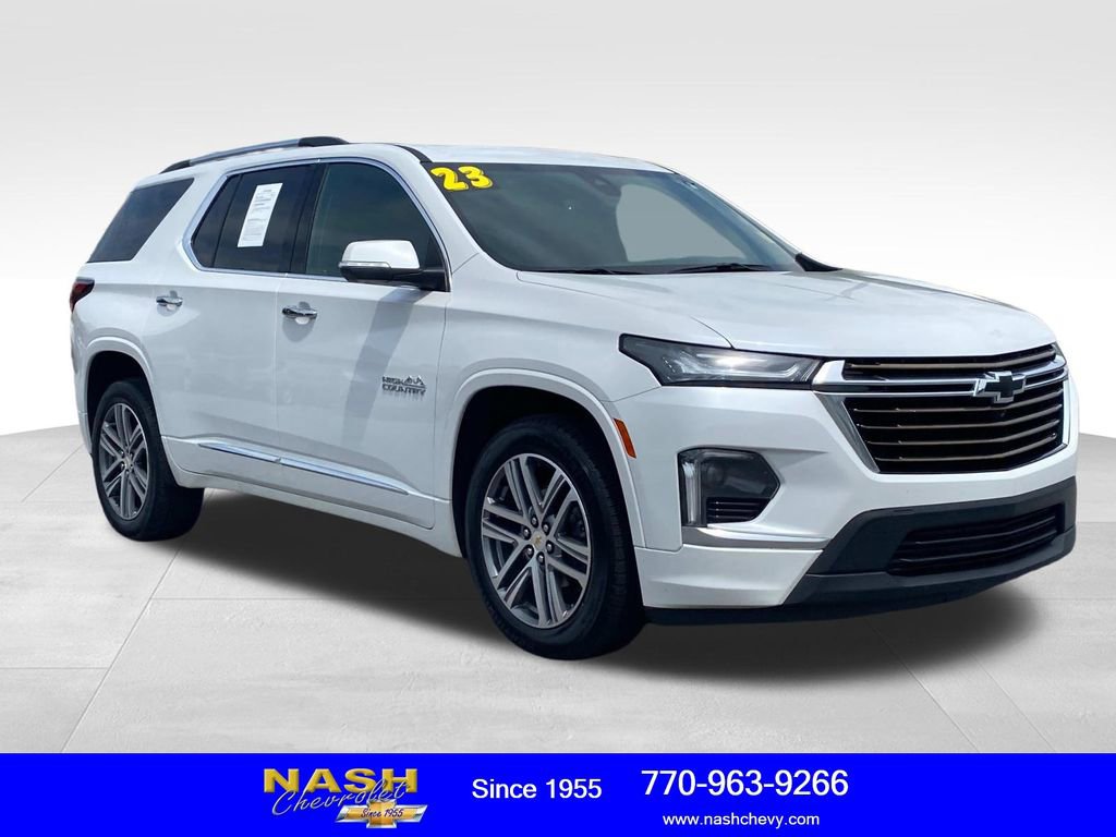 Used 2023 Chevrolet Traverse High Country image 1