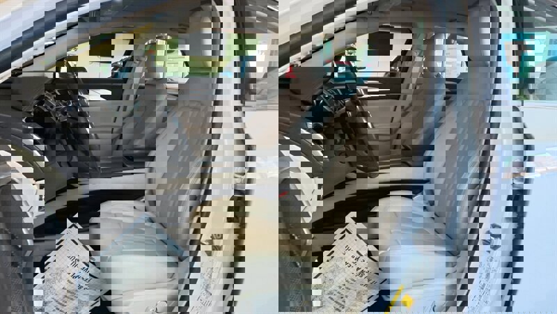 Used 2020 Lincoln MKZ w/ Convenience Package image 10