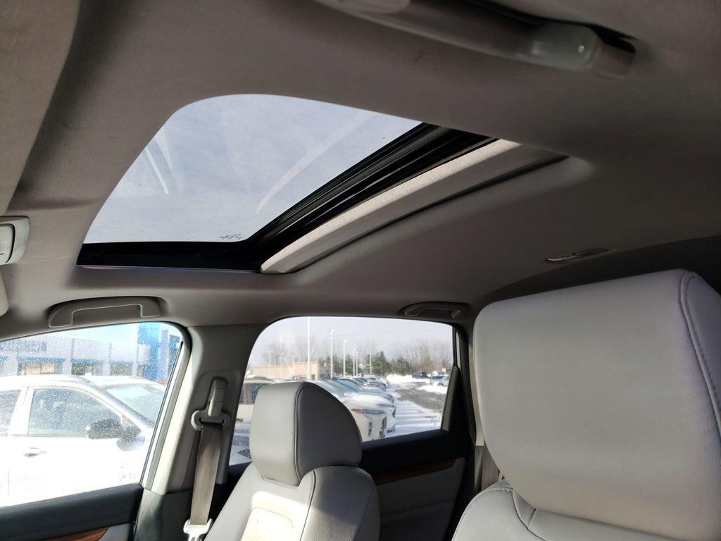 Used 2018 Honda CR-V Touring image 21