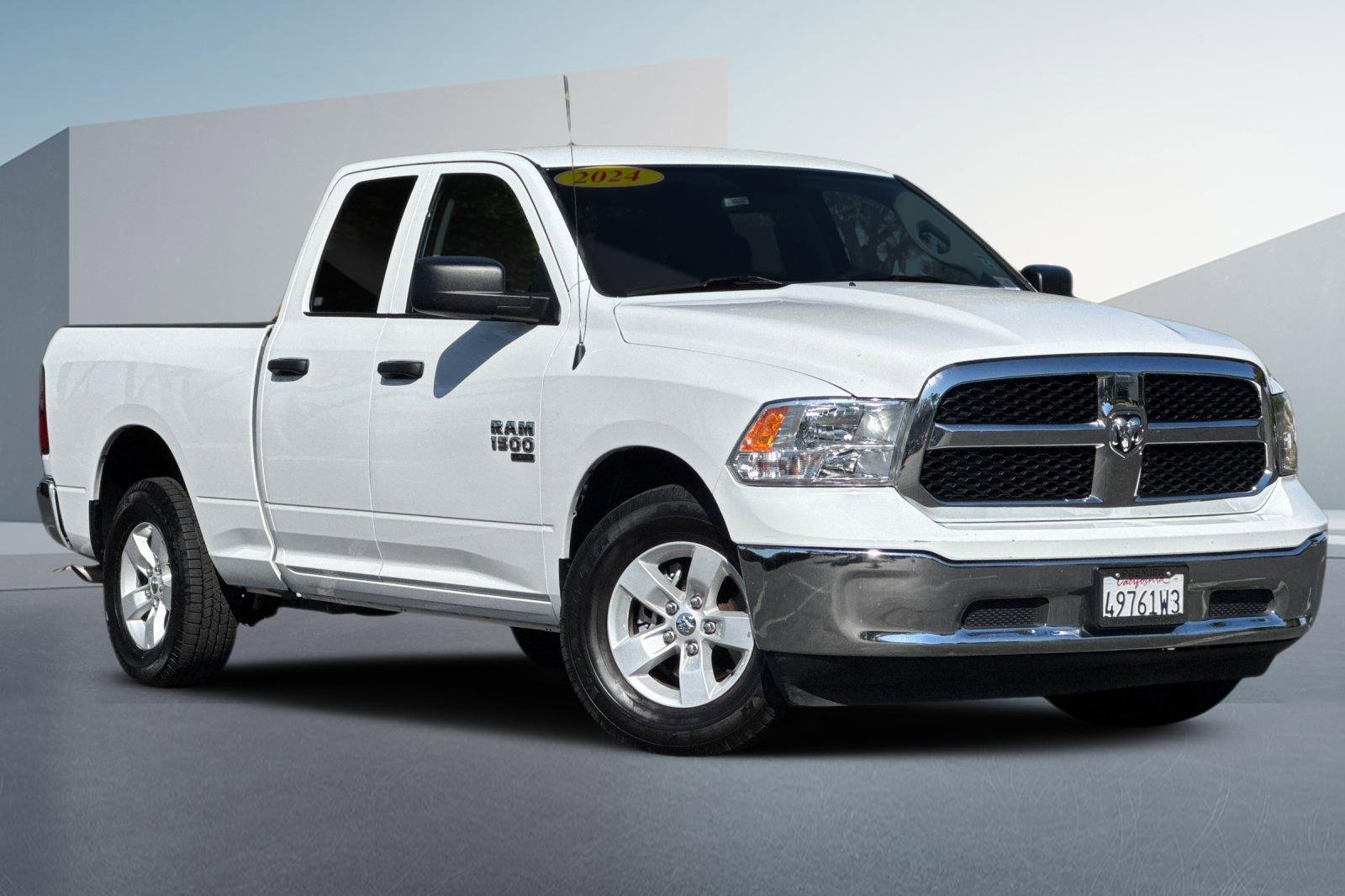 Used 2024 RAM 1500 Classic SLT image 2