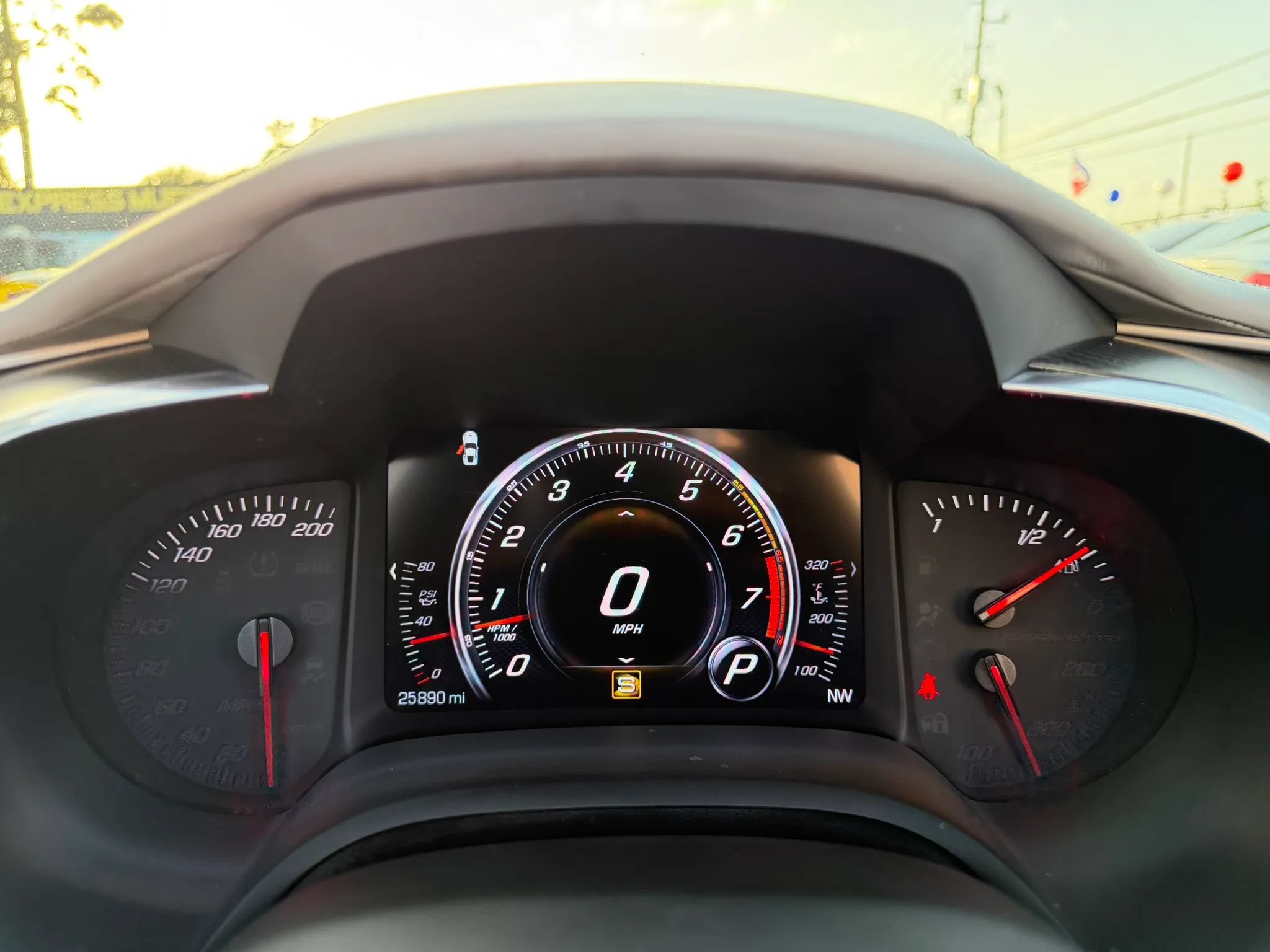 Used 2018 Chevrolet Corvette Grand Sport RWD image 39