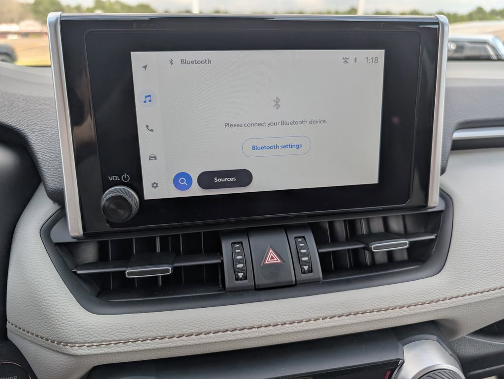 Used 2025 Toyota RAV4 XLE Premium image 13