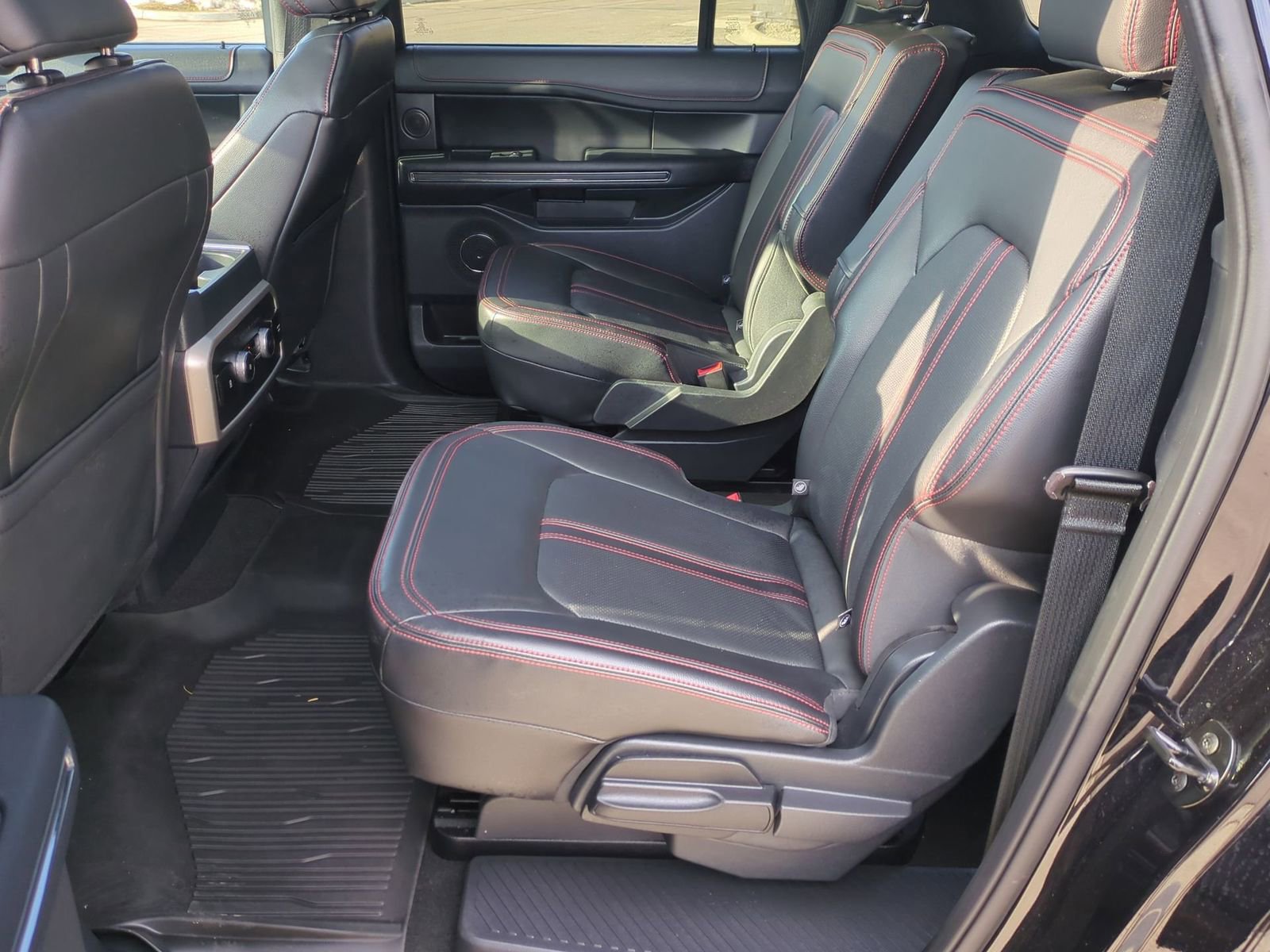 Certified 2024 Ford Expedition Max Limited image 25