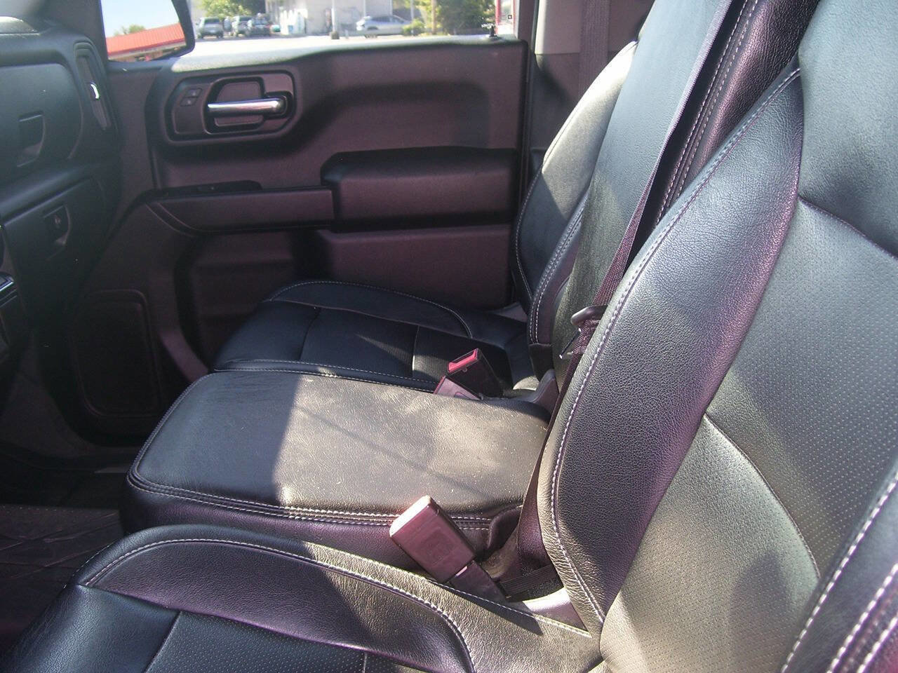 Used 2019 Chevrolet Silverado 1500 Custom Trail Boss w/ Custom Convenience Package image 9