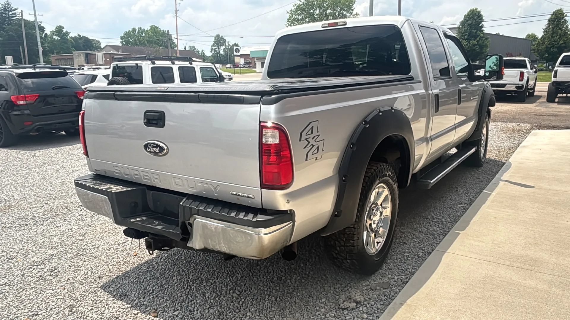 Used 2012 Ford F250 XLT w/ Advanced Security Group AWD/4WD image 6