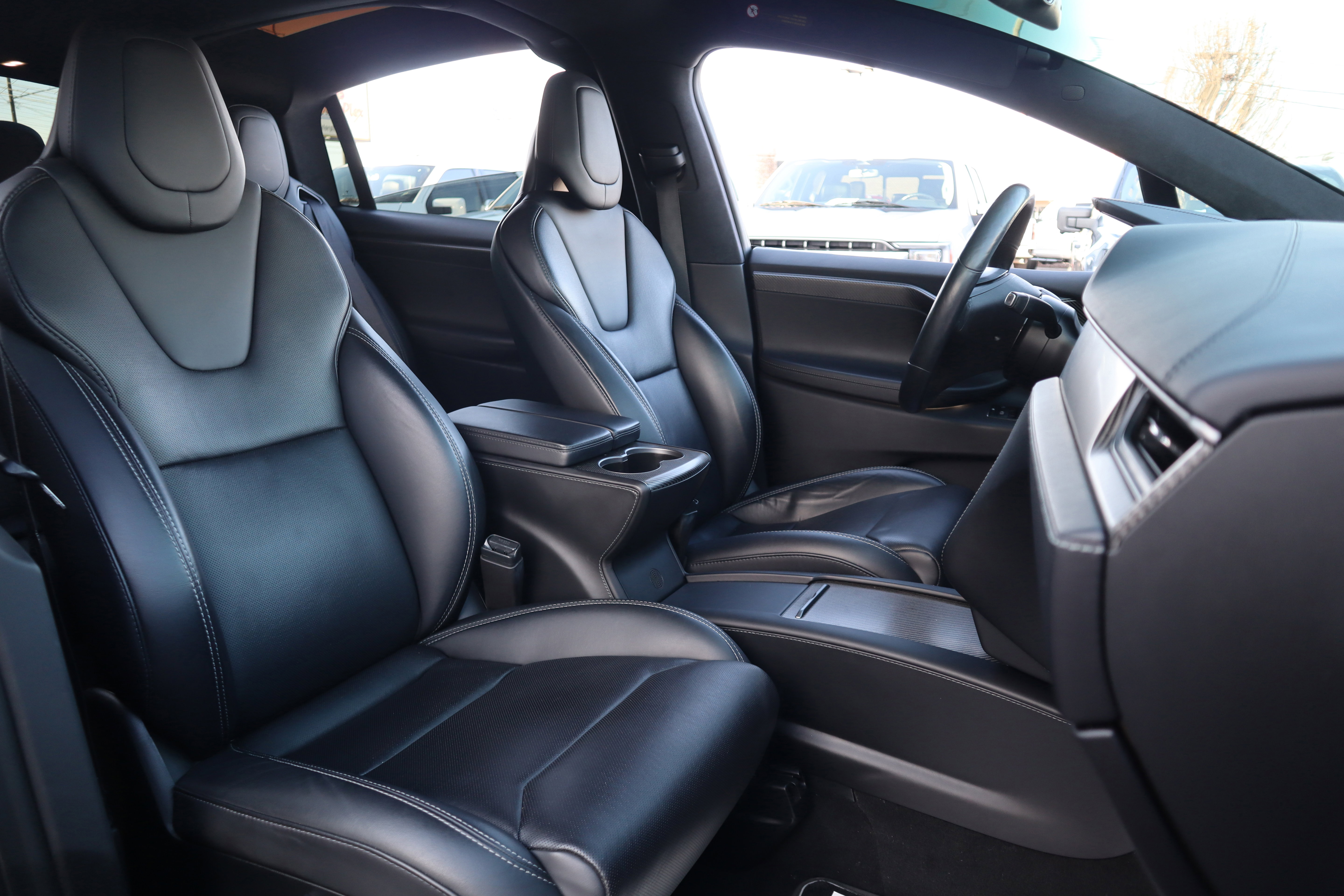 Used 2018 Tesla Model X P100D image 30