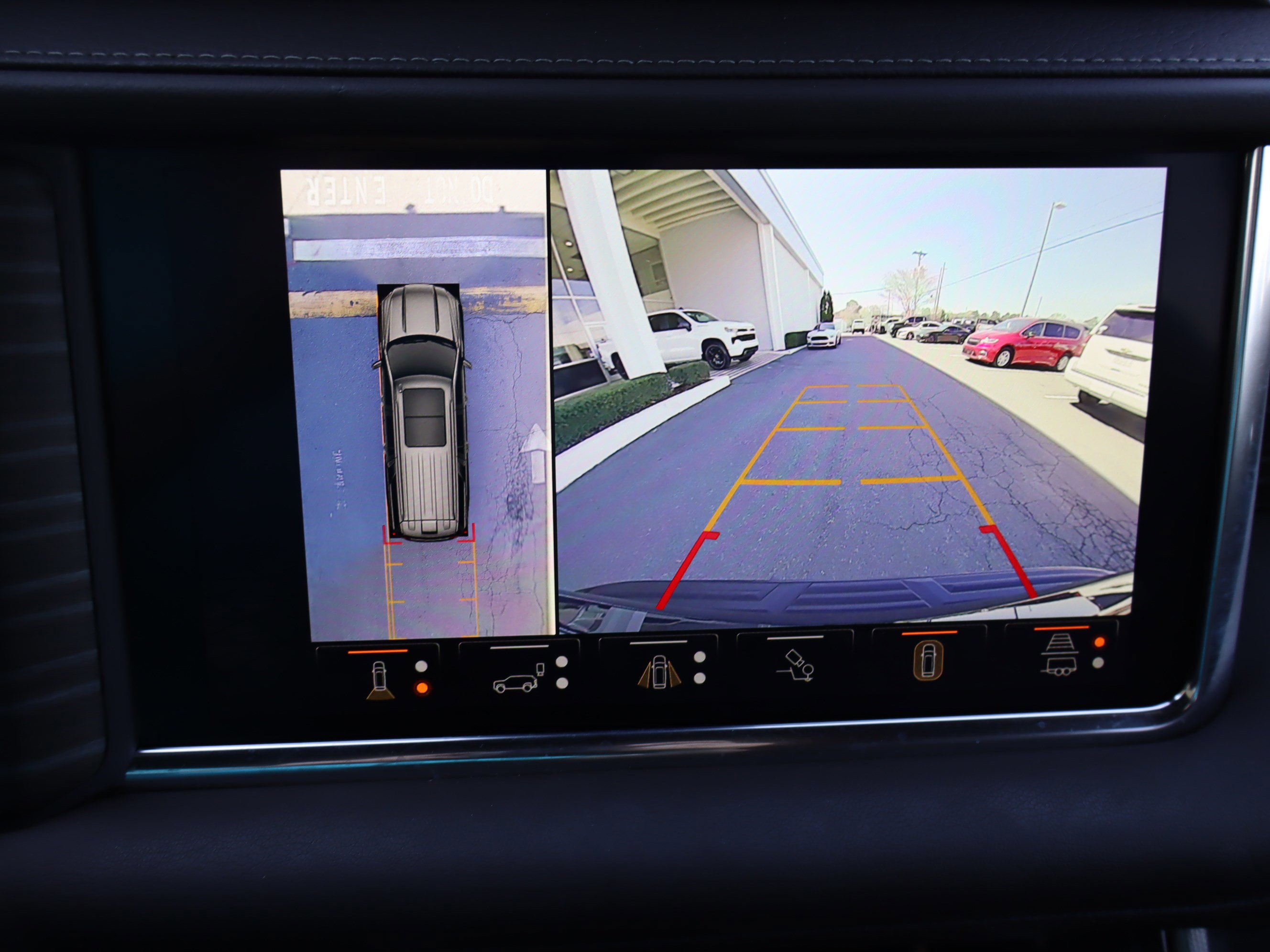 Certified 2024 GMC Yukon XL Denali w/ Advanced Technology Package image 30