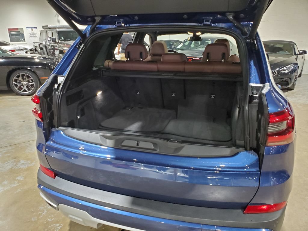 Used 2023 BMW X5 xDrive40i w/ Premium Package AWD/4WD image 41
