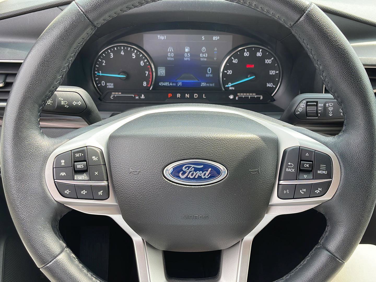 Used 2023 Ford Explorer Limited image 16