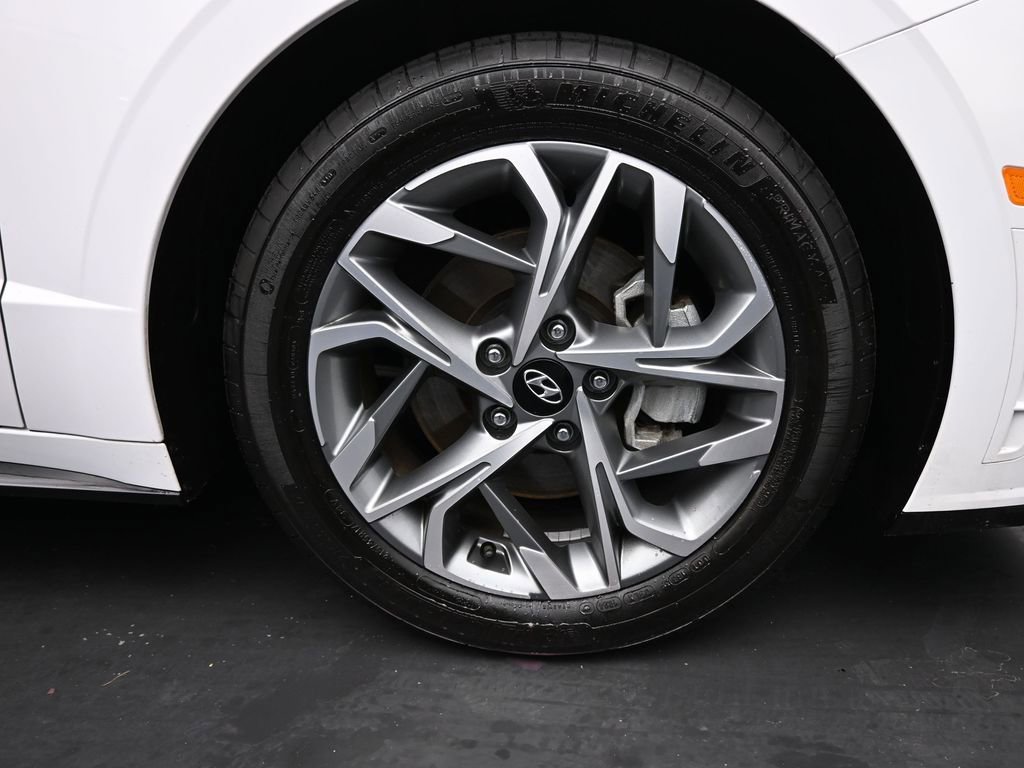 Used 2023 Hyundai Sonata SEL w/ Cargo Package image 11