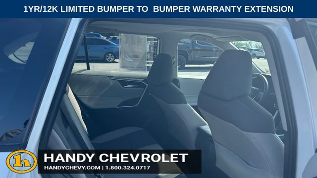 Used 2025 Toyota RAV4 XLE AWD/4WD image 30