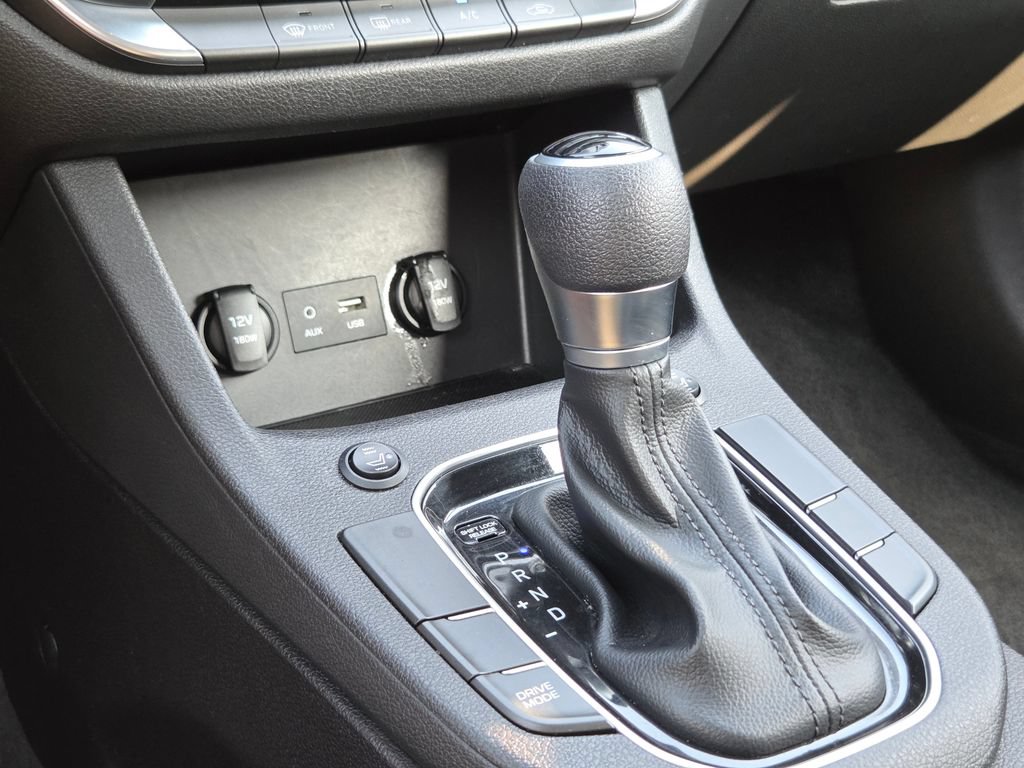 Used 2018 Hyundai Elantra GT FWD image 33