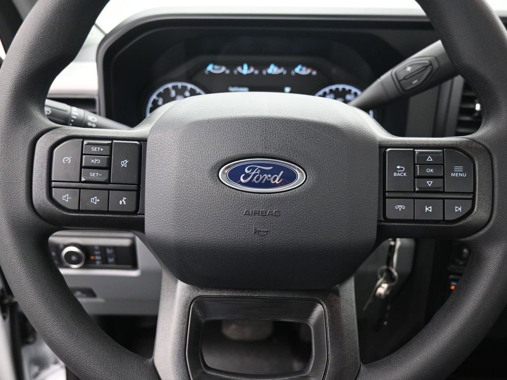 New 2026 Ford F250 XL w/ XL Chrome Package image 10