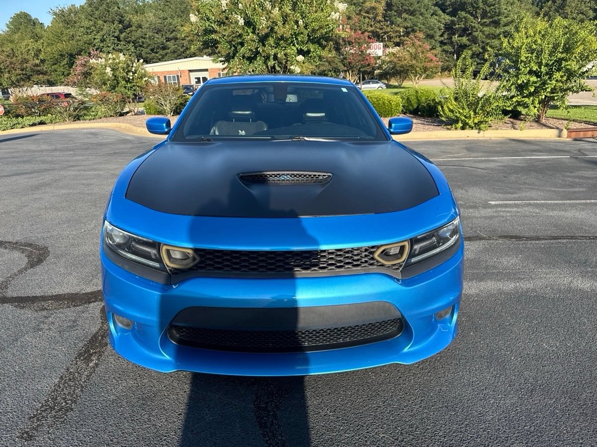 Used 2018 Dodge Charger R/T Scat Pack RWD image 2