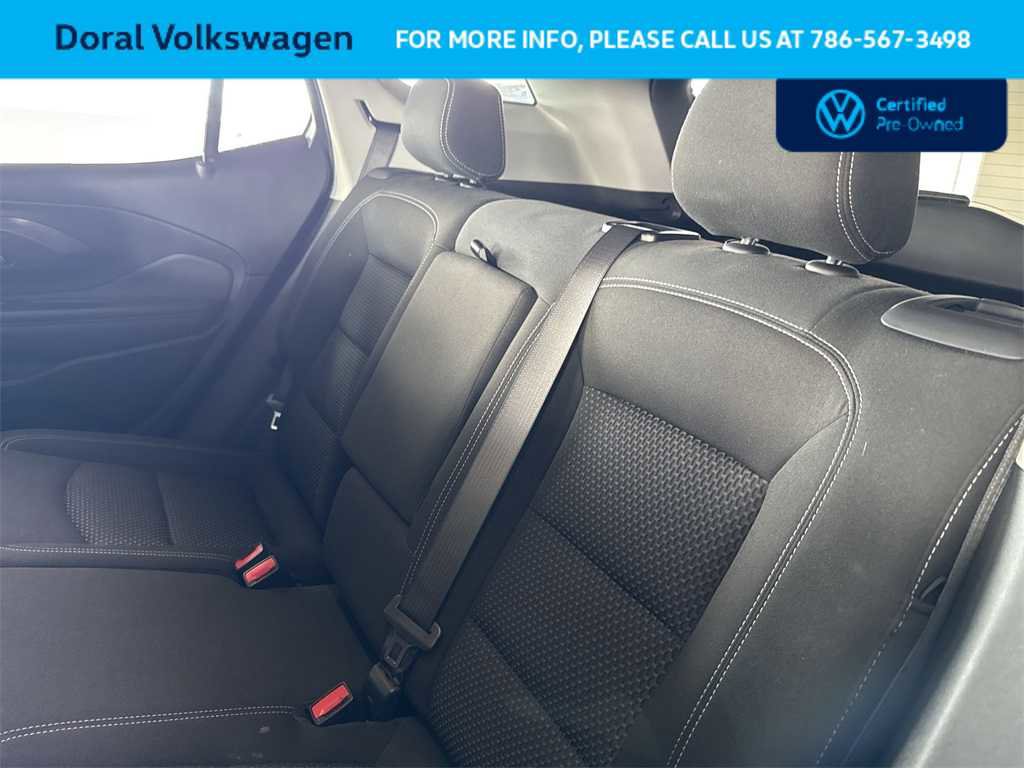 Used 2023 GMC Terrain SLE image 22