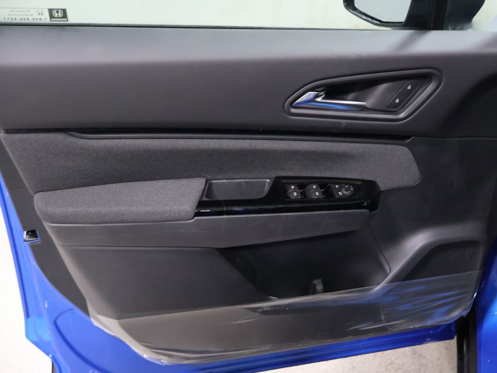 Used 2025 Honda Prologue EX image 9