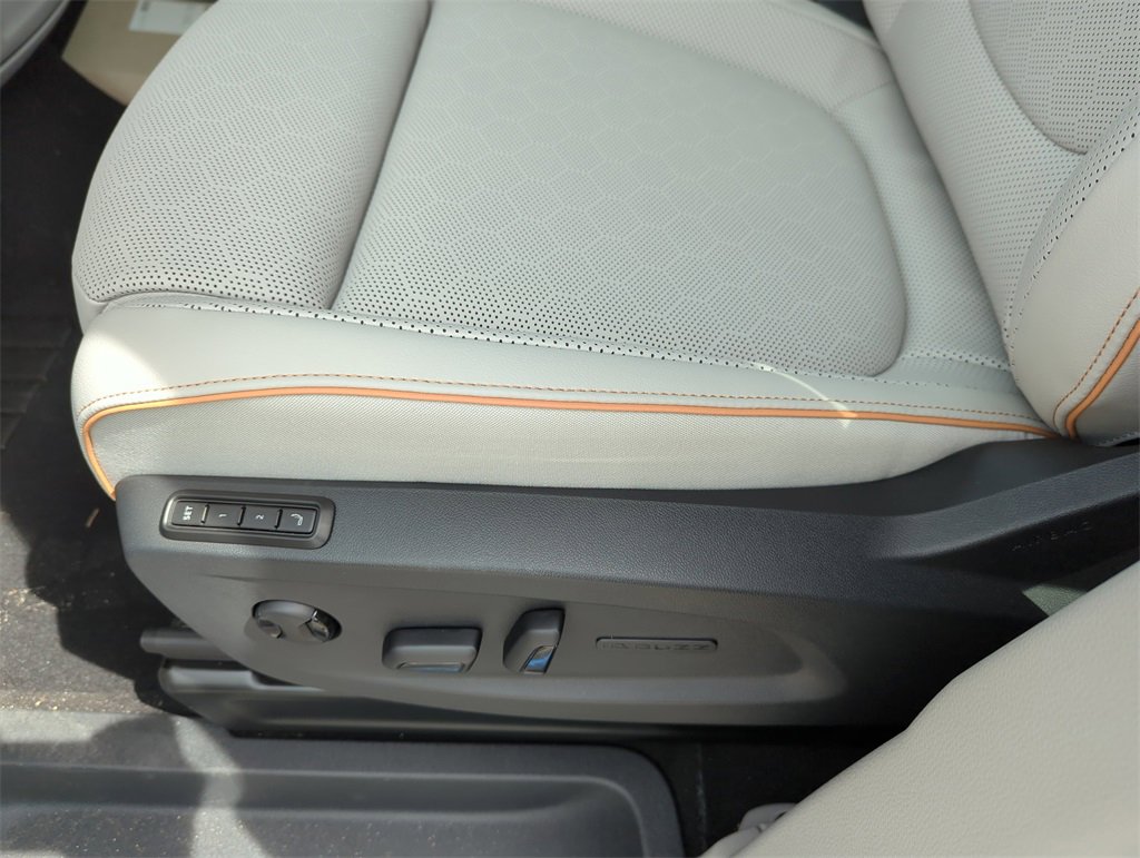 New 2025 Volkswagen ID. Buzz Pro S Plus image 27