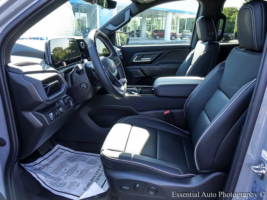 New 2026 Chevrolet Silverado EV LT AWD/4WD image 11