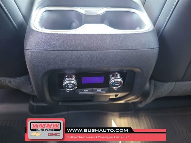 New 2026 GMC Acadia Elevation image 14