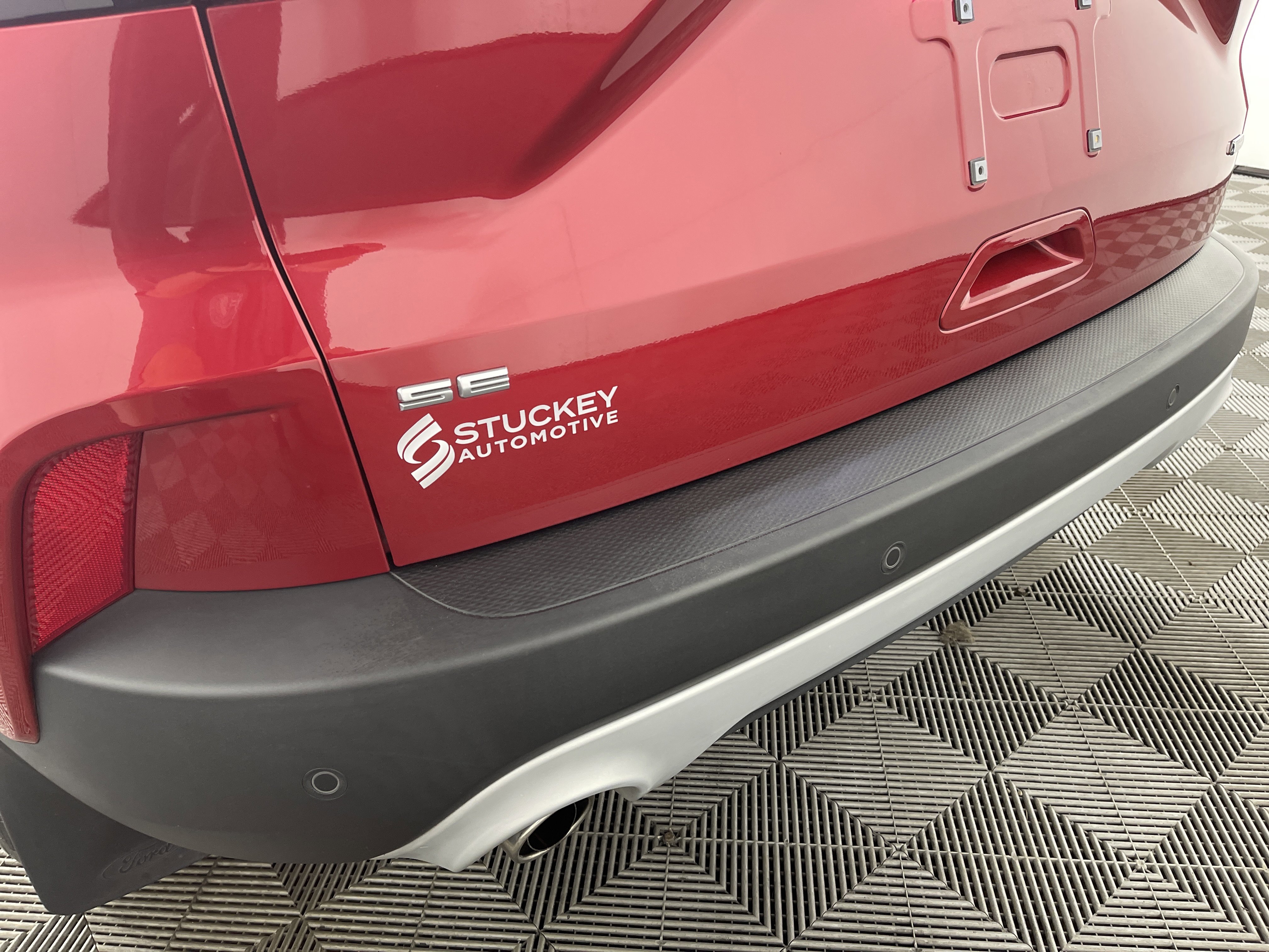 Used 2022 Ford Escape SE image 6