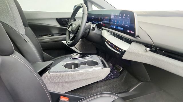 Used 2025 Cadillac Optiq Sport 1 AWD/4WD image 34