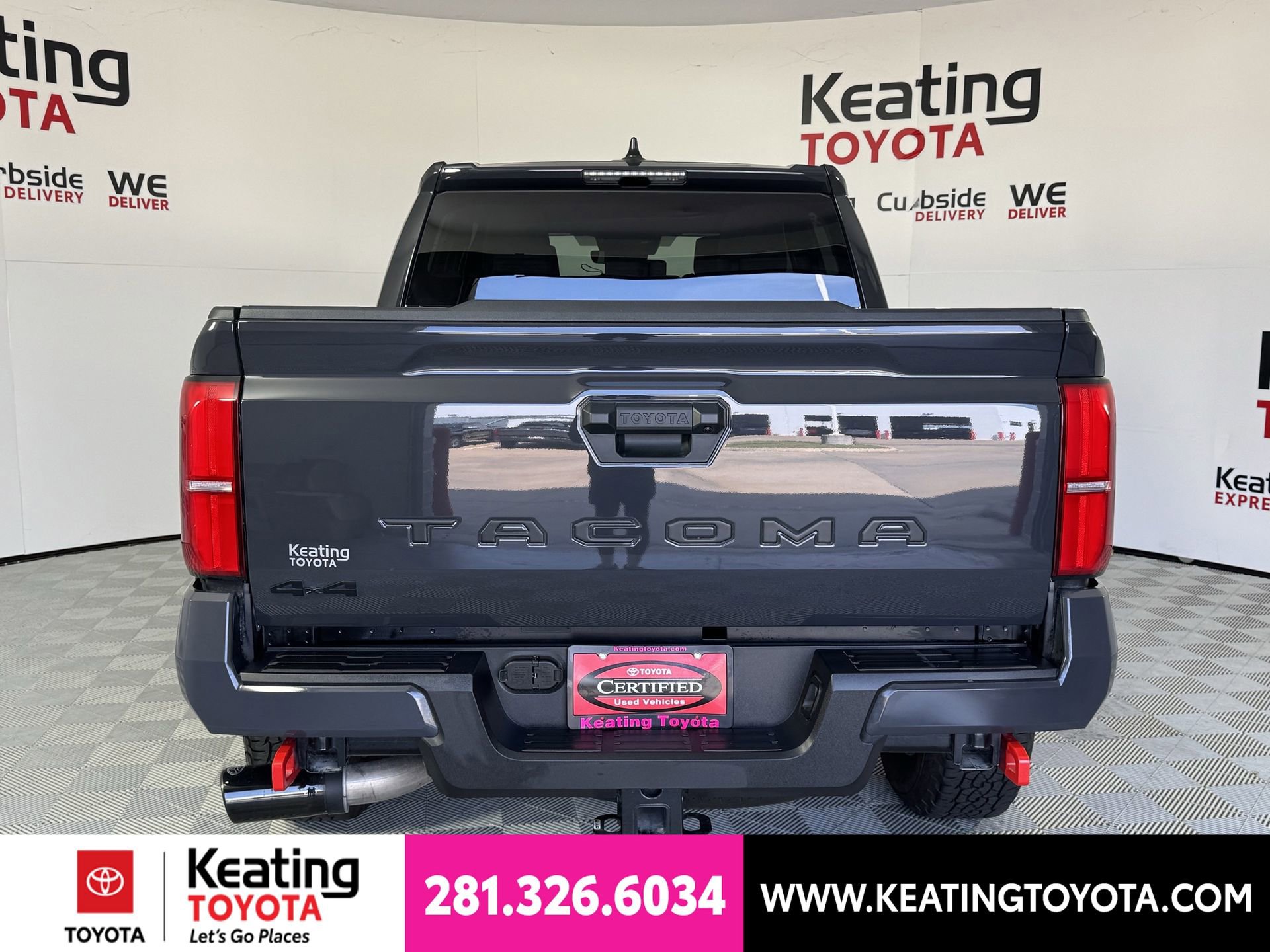 Certified 2025 Toyota Tacoma TRD Off-Road AWD/4WD image 7