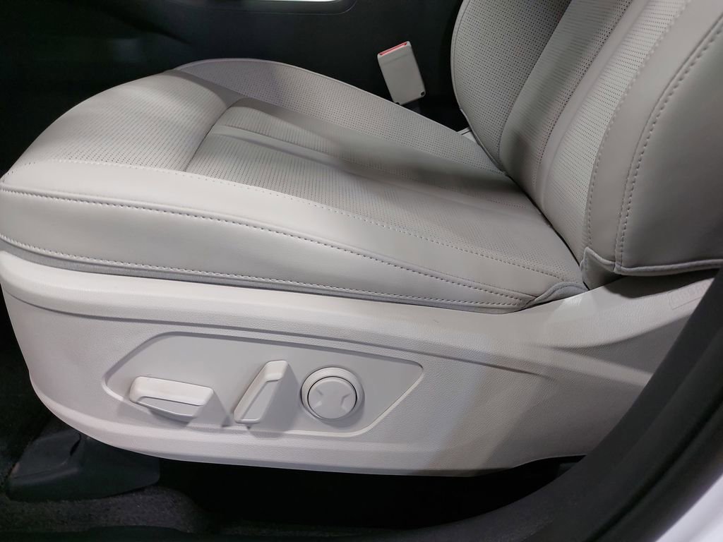 New 2026 Kia Sorento S w/ S Panoramic Sunroof Package FWD image 30