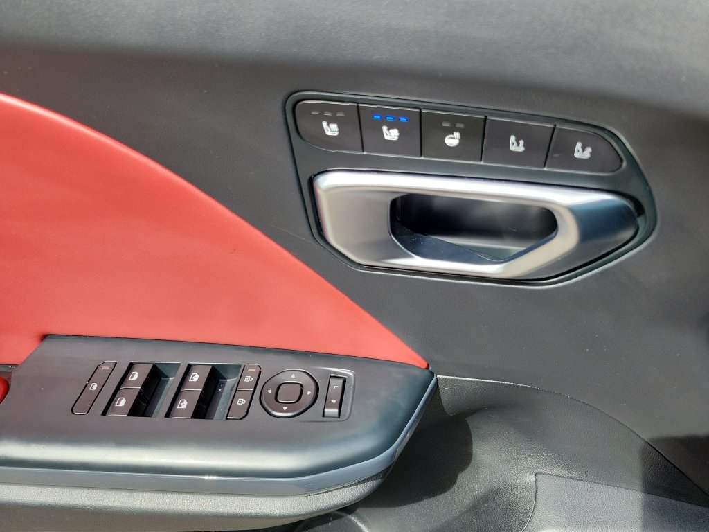 Used 2026 Kia K4 EX w/ GT-Line Premium Package FWD image 32