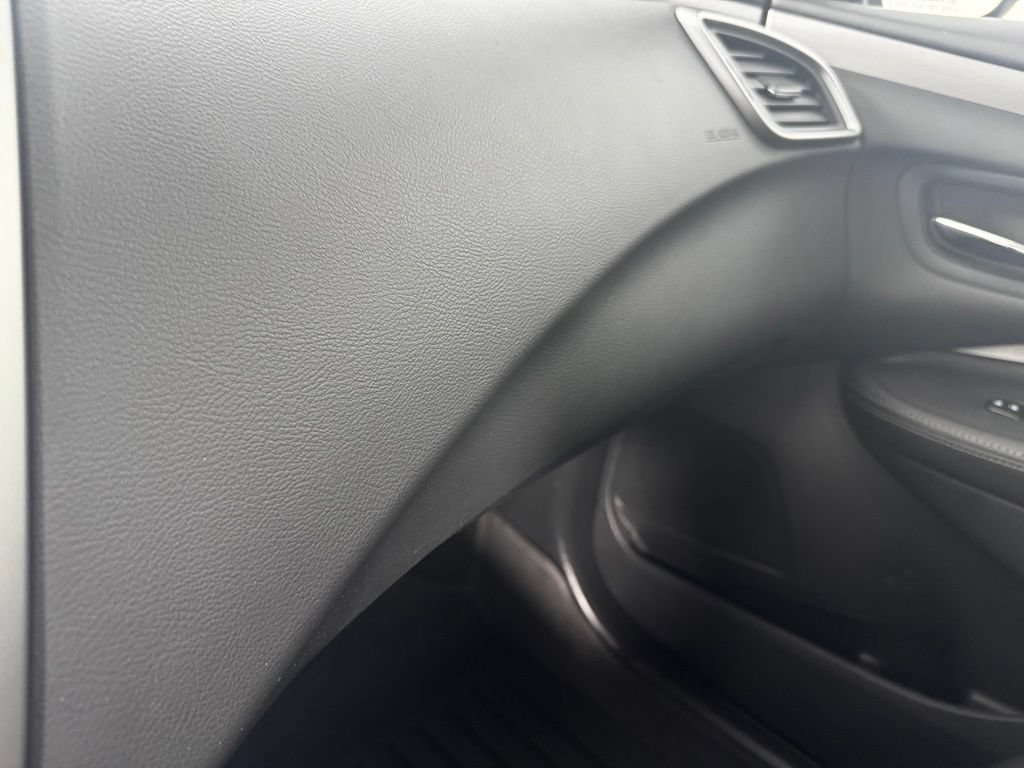 Used 2022 Nissan Murano SV AWD/4WD image 19