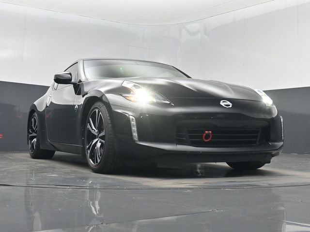 Used 2020 Nissan 370Z Touring Sport image 32