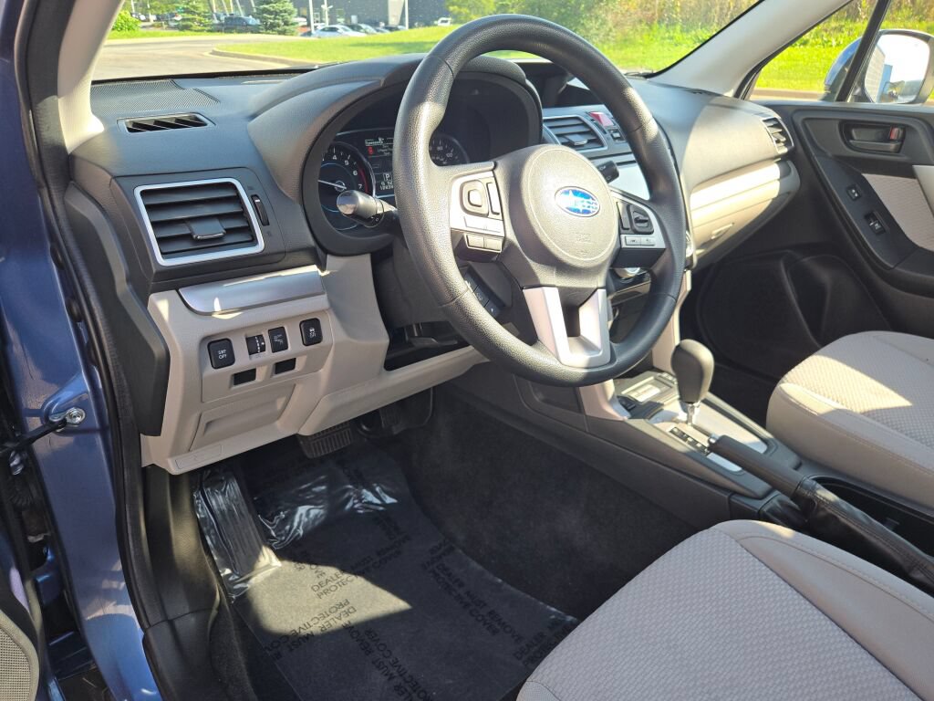 Used 2017 Subaru Forester 2.5i Premium AWD/4WD image 21