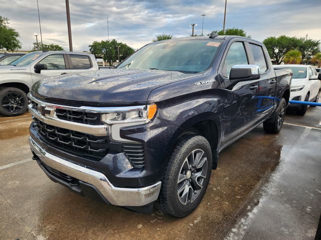 Used 2023 Chevrolet Silverado 1500 LT image 3
