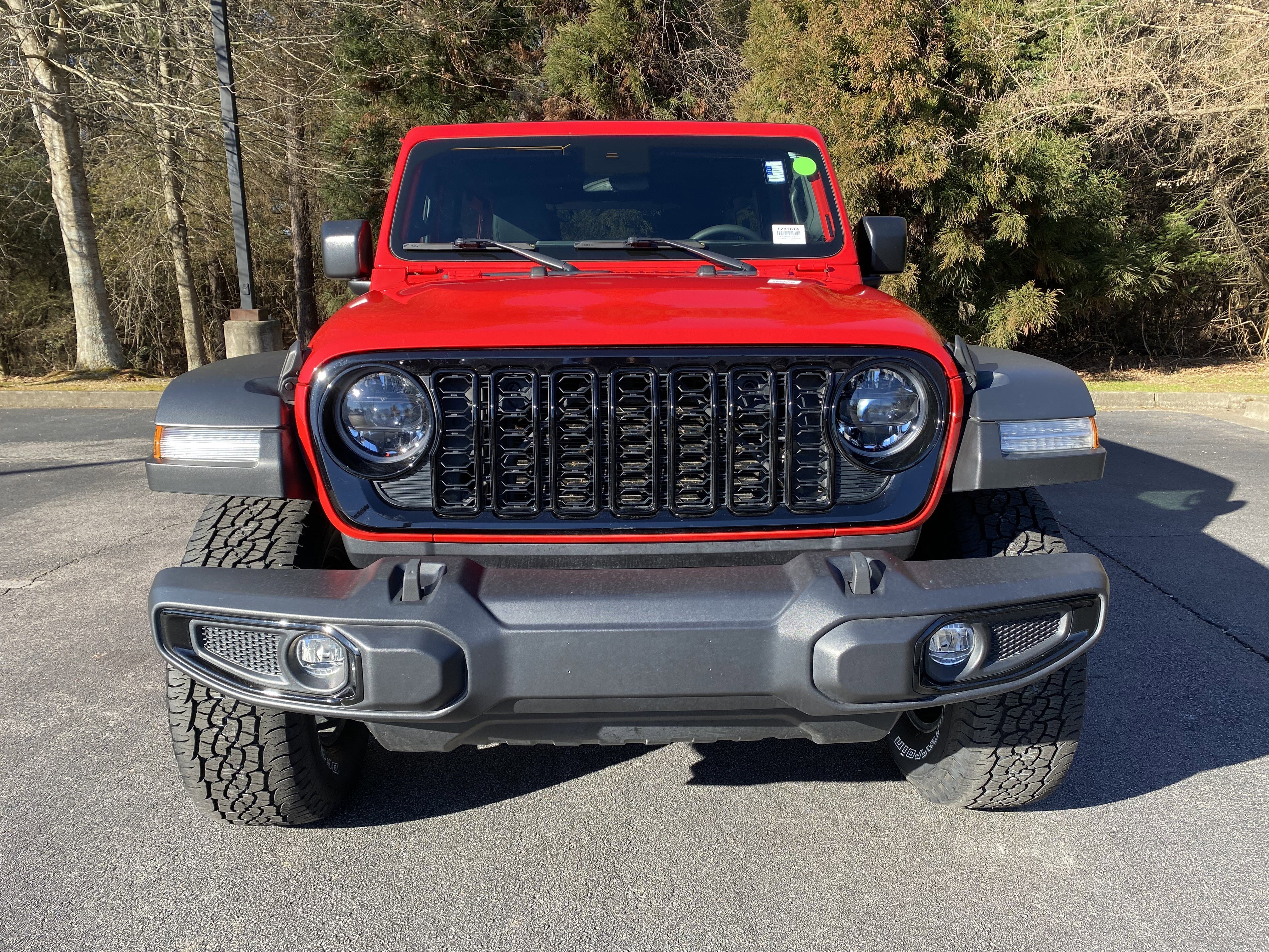 Used 2024 Jeep Wrangler Willys image 3