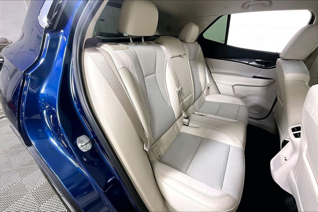 Used 2023 Buick Envision Preferred image 27