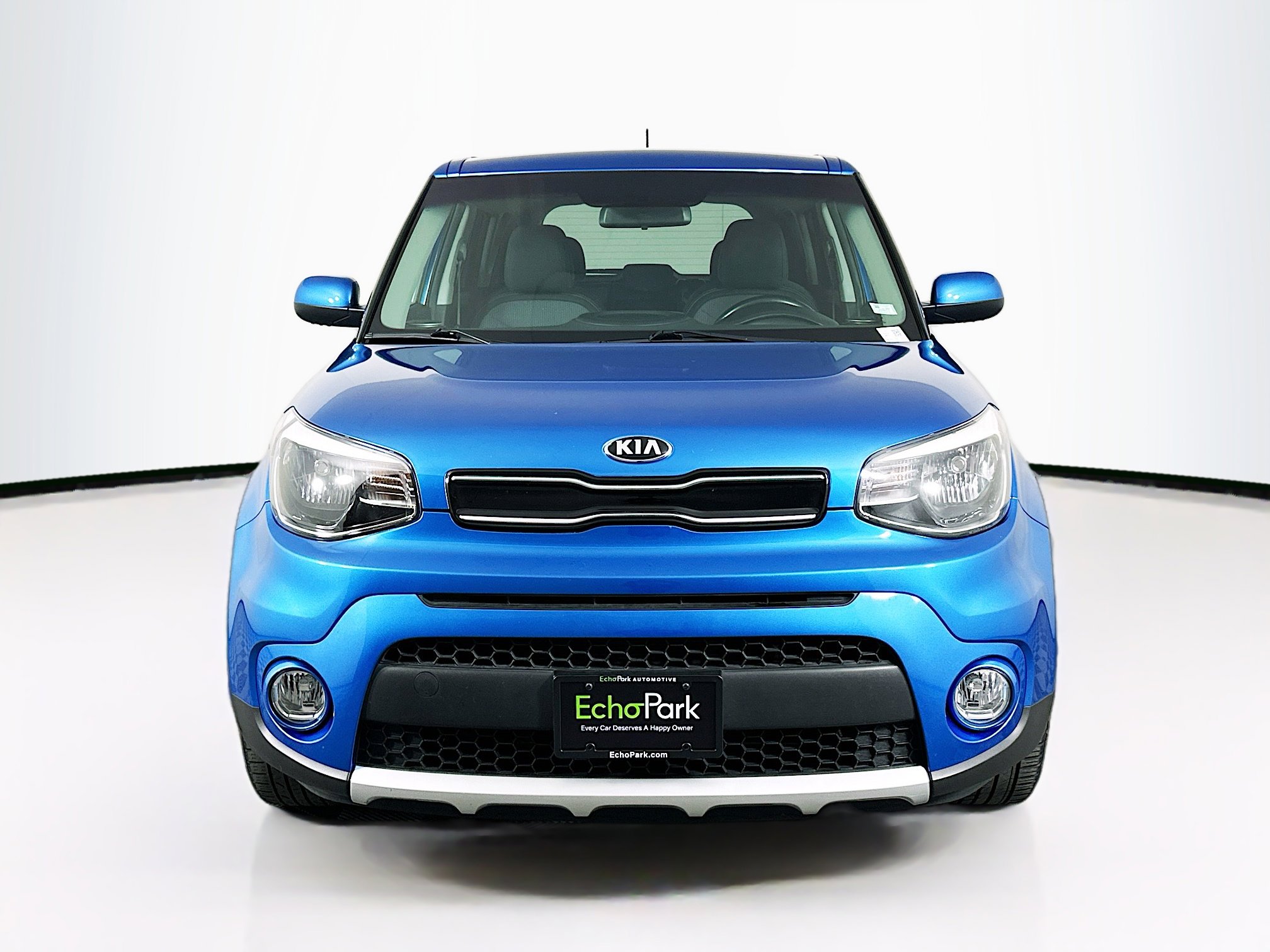 Used 2018 Kia Soul + image 2