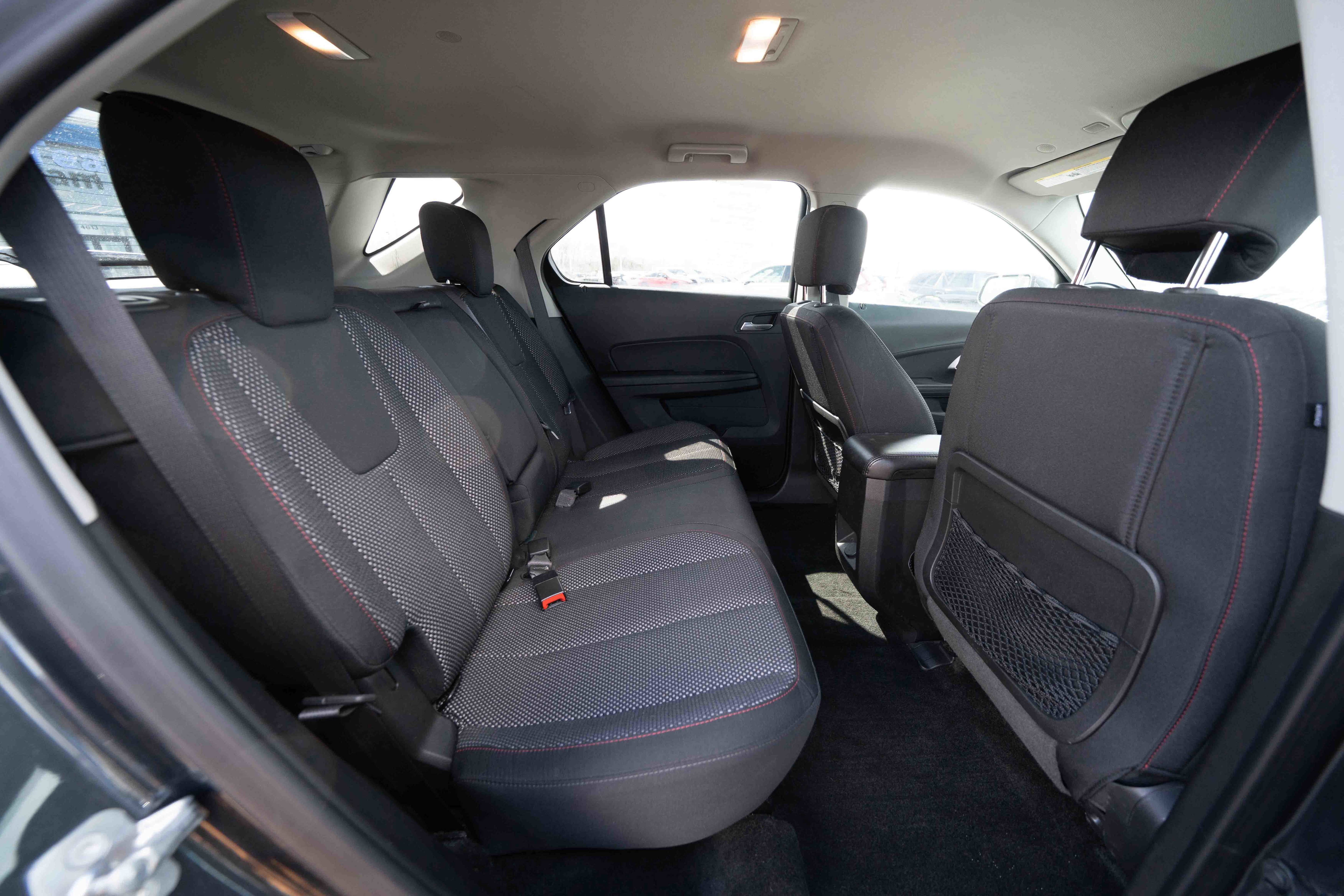 Used 2017 Chevrolet Equinox LT w/ Convenience Package image 25