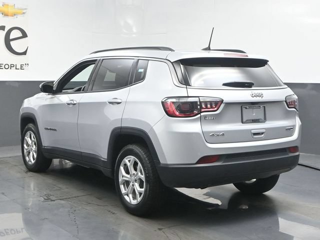 Used 2024 Jeep Compass Latitude AWD/4WD image 40