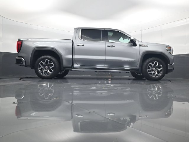 Used 2023 GMC Sierra 1500 SLT w/ SLT Premium Package AWD/4WD image 24