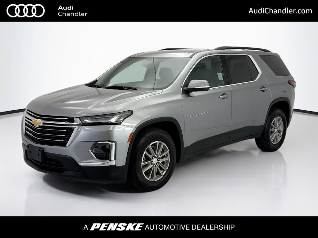 Used 2023 Chevrolet Traverse LT FWD image 1