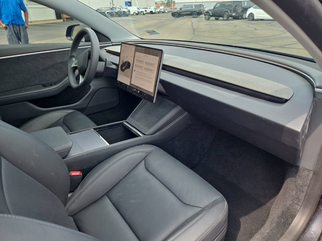 Used 2025 Tesla Model 3 Long Range AWD/4WD image 17